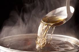 だしを含ませたお麩。味をよく吸う特性を持つ食材。
